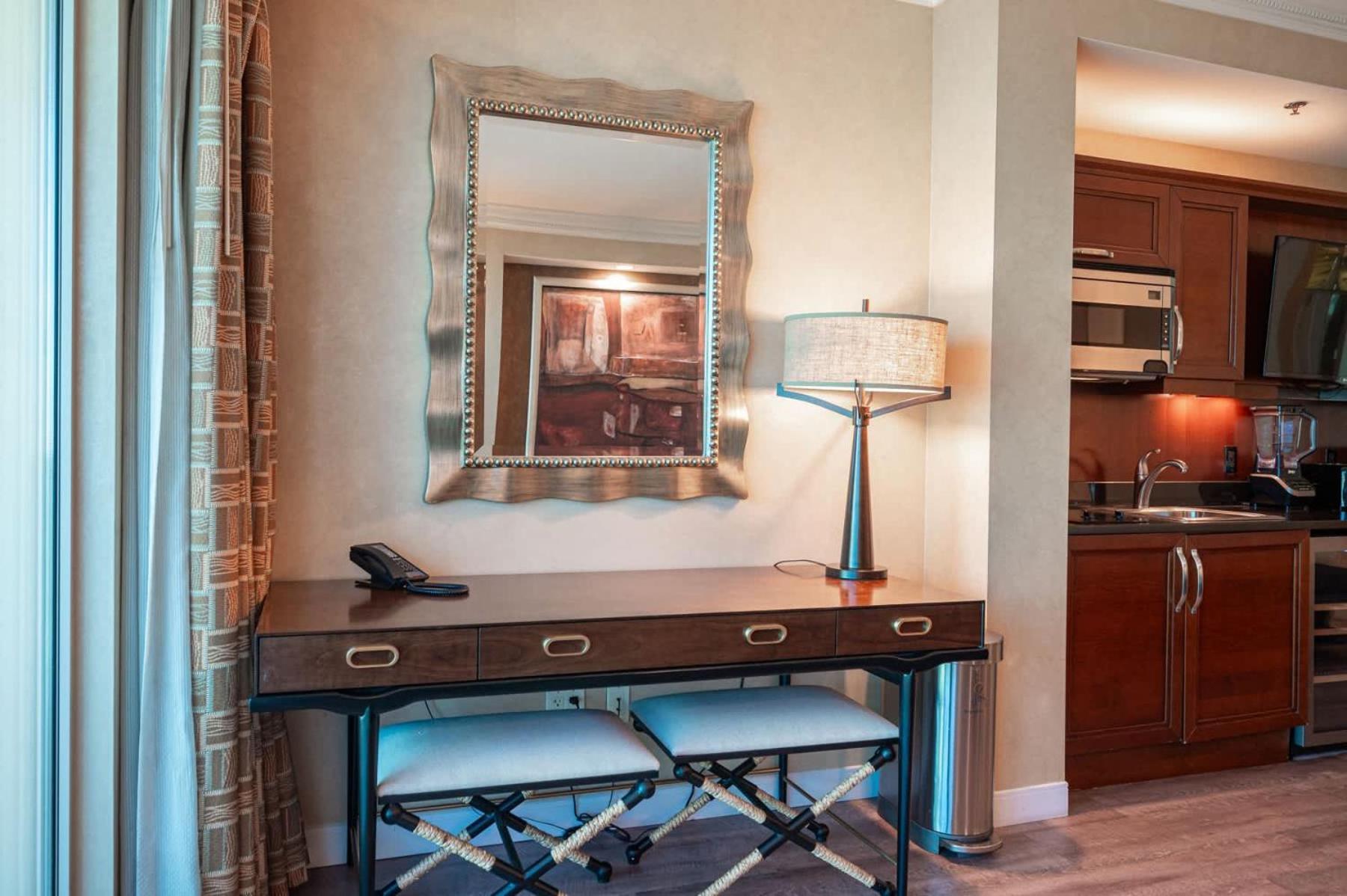No Fee Strip View Balcony+ Free Valet+ Pool Holiday home Las Vegas